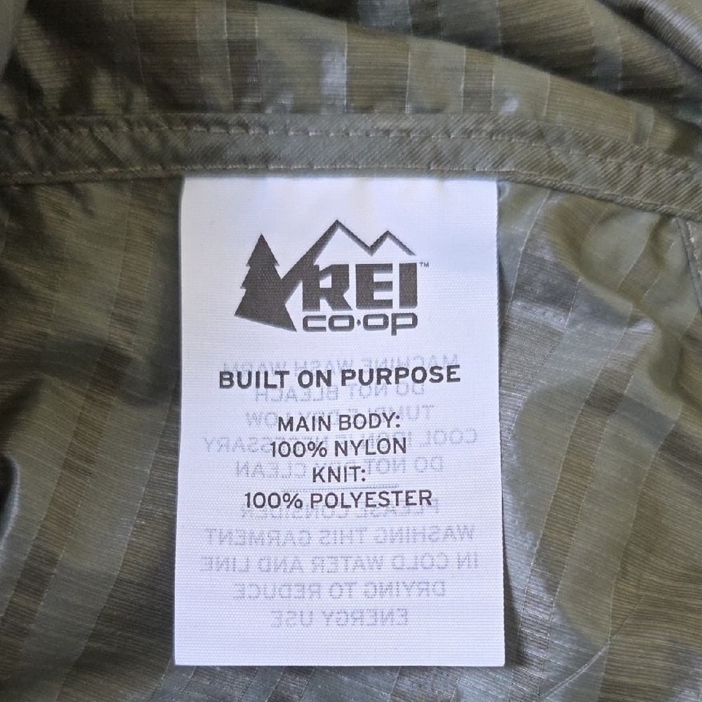 REI Olive Green Hooded Lightweight Vest. Size XS - Picture 10 of 11
